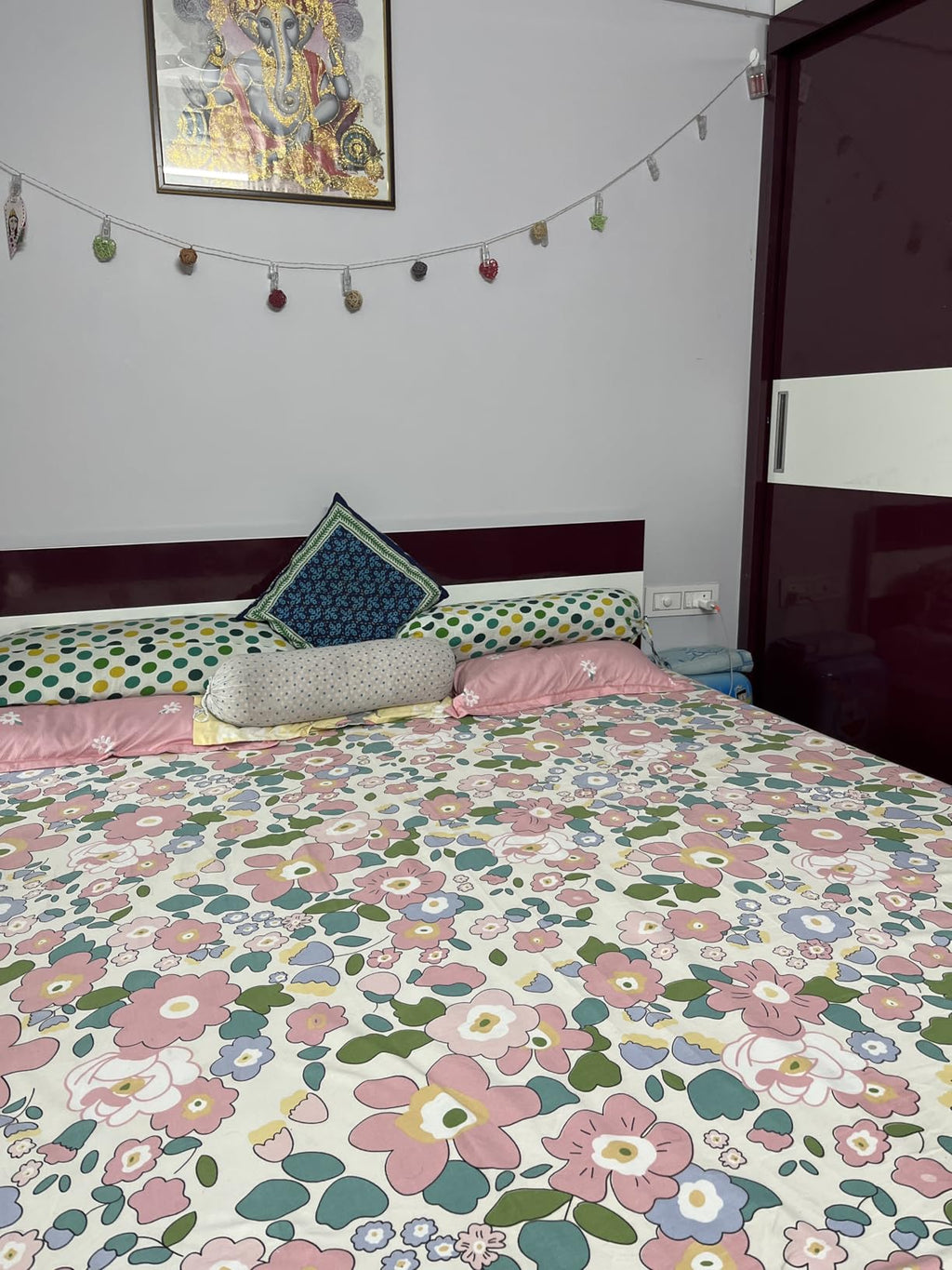 Premium Cotton Flat 210 Tc Floral Printed Queen size Bedsheets with 2 Pillow covers | Soft & Premium